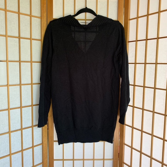 Black V-Neck Sweater - Picture 4 of 4